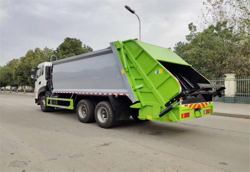 東風凱普垃圾車后方位圖