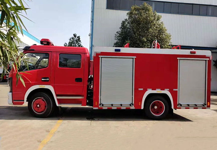國六3.5噸東風凱普特水罐消防車